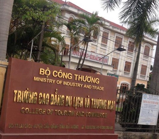 Thông tin xét tuyển Trường Cao đẳng Du lịch và Thương mại 1